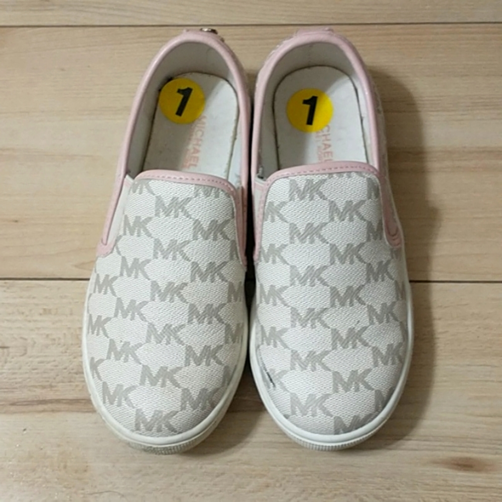 Mk shoes